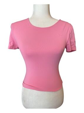 Babaton Contour Short Sleeve T-Shirt in Bubblegum Pink size small